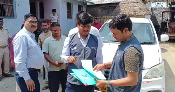 नरकटियागंज में निगरानी विभाग की छापेमारी