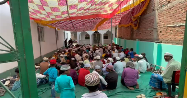 किशनगंज में अलविदा जुम्मा पर उमड़ी अकीदत की भीड़