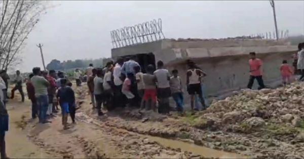 किशनगंज में अधजला शव मिलने से सनसनी