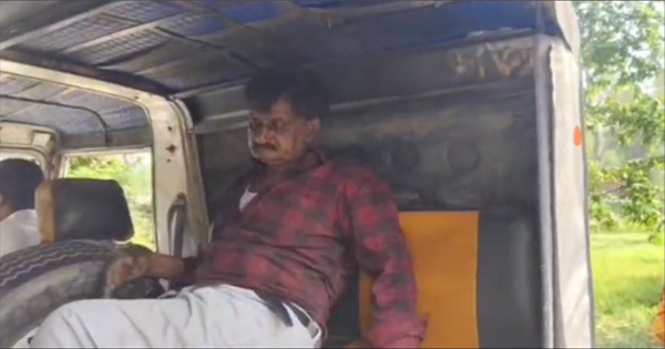 कटिहार: सामुदायिक स्वास्थ्य केंद्र के प्रभारी डॉक्टर नशे में अर्धनग्न पाए गए, प्रशासन ने लिया कड़ा कदम