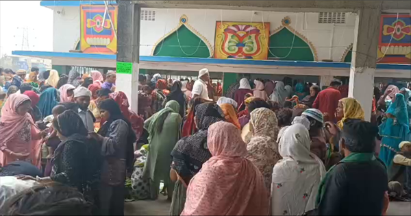 किशनगंज में बाबा कमलीशाह के उर्स मेले की धूम,