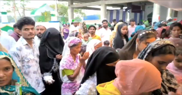 किशनगंज में कदम रसूल उर्स के तीसरे दिन उमड़ी भीड़