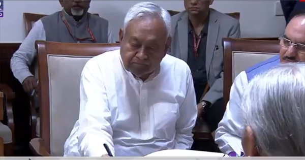 नीतीश कुमार ने ली राज्यसभा सांसद पद की शपथ