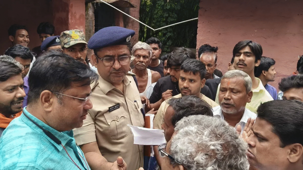 कटिहार: टीसी के बदले ‘दावत’ मांगने का आरोप