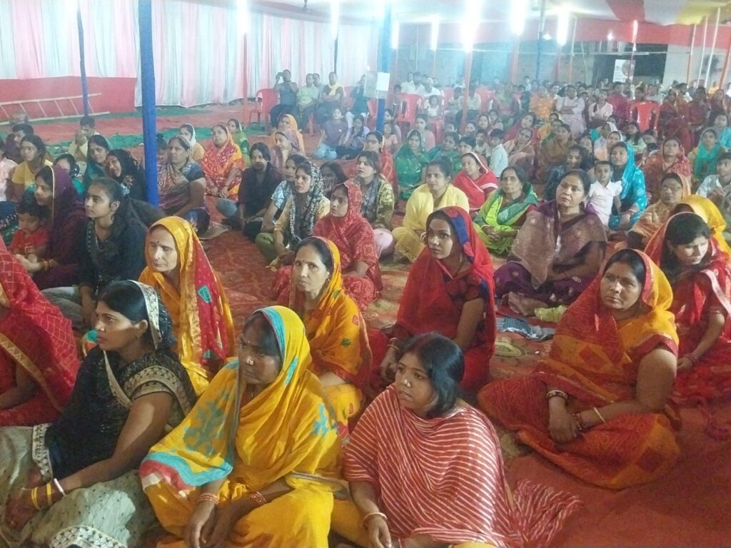 अररिया में गूंज रही भक्ति की स्वर लहरियां