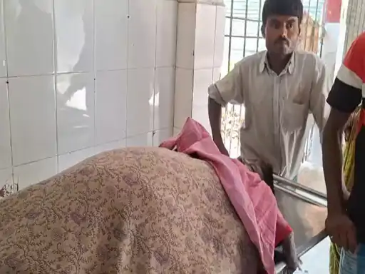 पूर्णिया में आकाशीय बिजली गिरने से दो की मौत, एक झुलसा