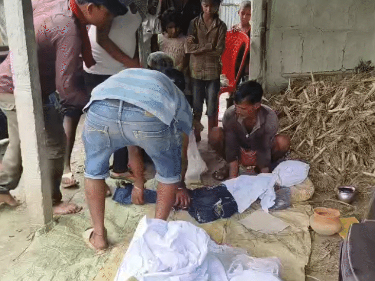 कटिहार जिंदा बेटी अंतिम संस्कार