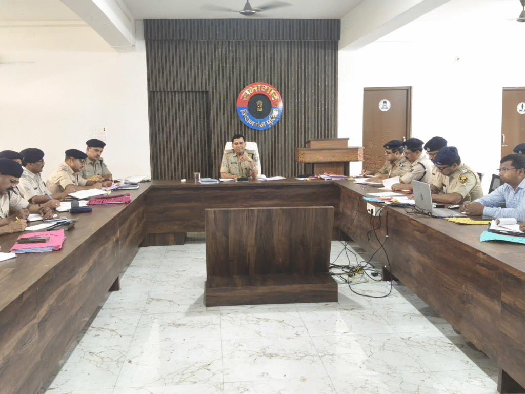 किशनगंज पुलिस मासिक अपराध गोष्ठी