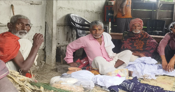 कटिहार जिंदा बेटी अंतिम संस्कार: प्रेम-प्रसंग से नाराज़ पिता ने जिंदा बेटी का किया प्रतीकात्मक अंतिम संस्कार