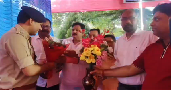 ठाकुरगंज में SP की जन सुनवाई