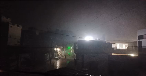 कटिहार में आंधी तूफान: अंधेरे में डूबा शहर, सड़कें जाम और बिजली व्यवस्था पूरी तरह ध्वस्त