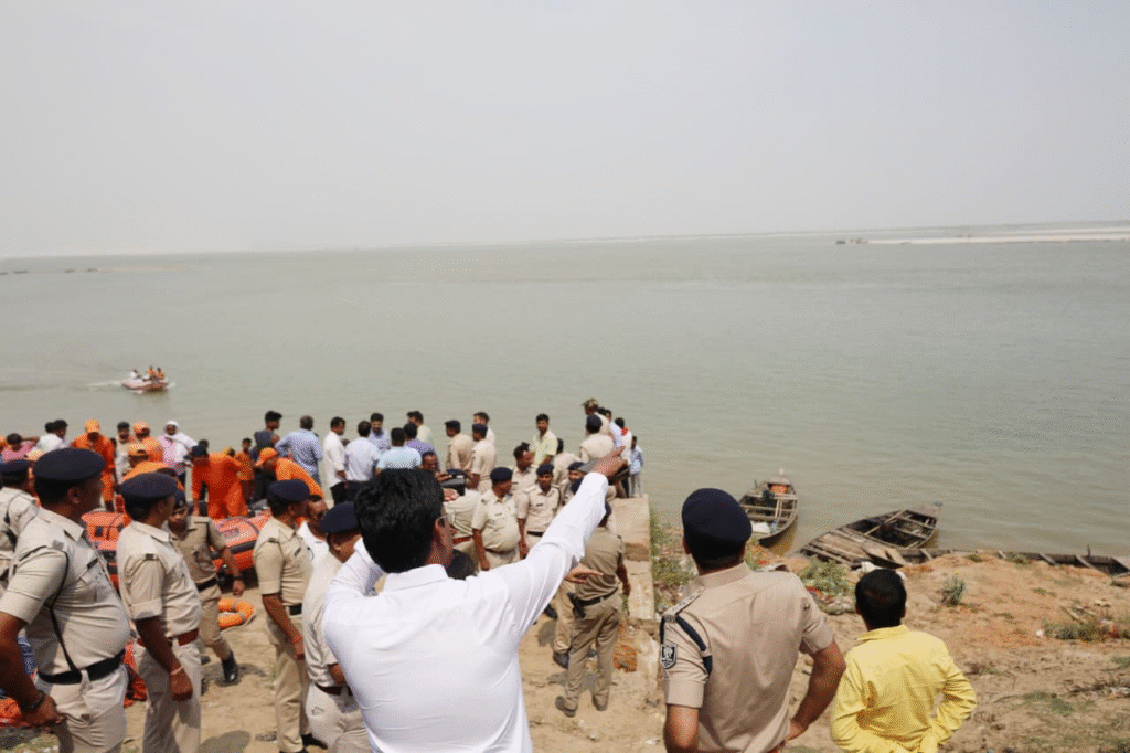 पटना गंगा नाव हादसा