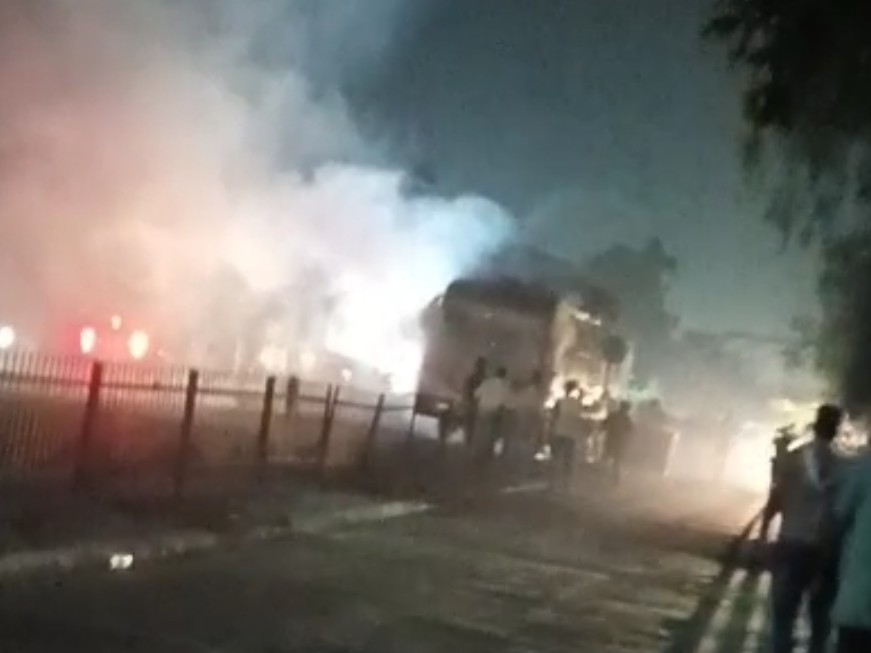 किशनगंज बस हादसा