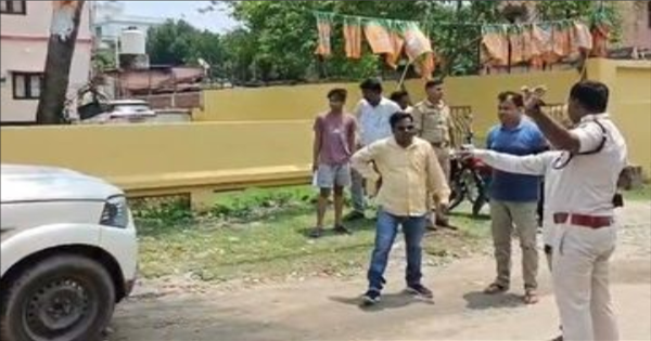 अररिया स्कॉर्पियो चोरी: भाजपा कार्यालय के पास से वाहन गायब, CCTV में कैद हुई पूरी वारदात; पुलिस जांच तेज