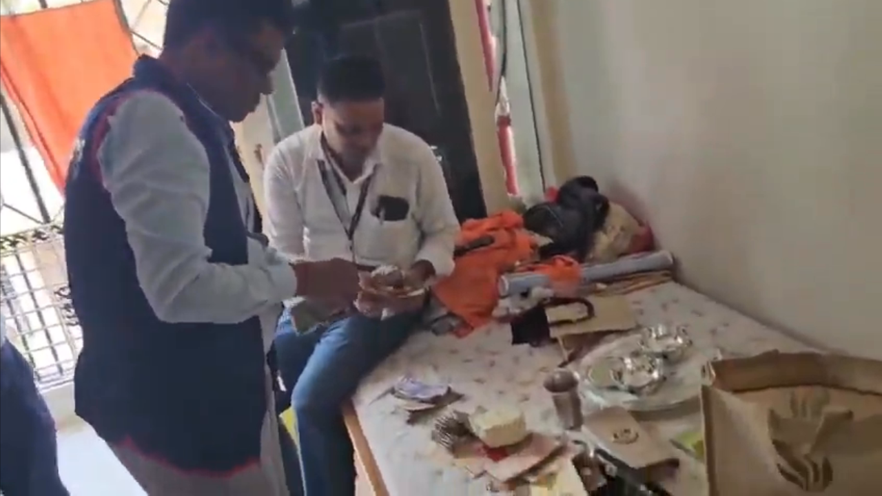 आय से अधिक संपत्ति मामला: सुपरिटेंडेंट इंजीनियर पवन कुमार पर EOU की बड़ी कार्रवाई