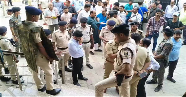 मुजफ्फरपुर अस्पताल अग्निकांड: ICU में भीषण आग से 5 की मौत, 20 से अधिक झुलसे, जांच शुरू