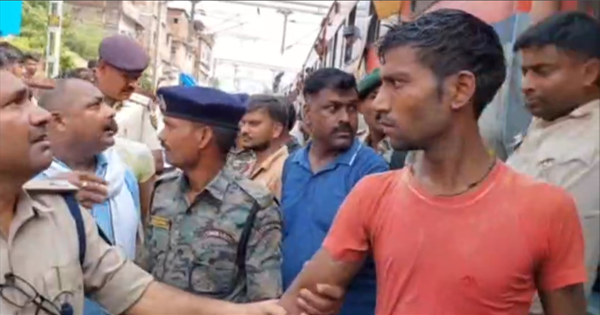 सीमांचल एक्सप्रेस मारपीट मामला