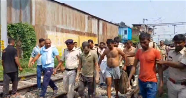 सीमांचल एक्सप्रेस मारपीट मामला