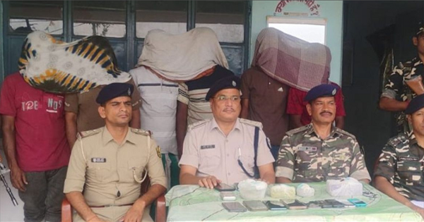 किशनगंज हेरोइन तस्करी: 7 गिरफ्तार, 362 ग्राम हेरोइन और वाहन जब्त