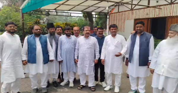 शेरशाहसावदी समाज का विरोध-प्रदर्शन