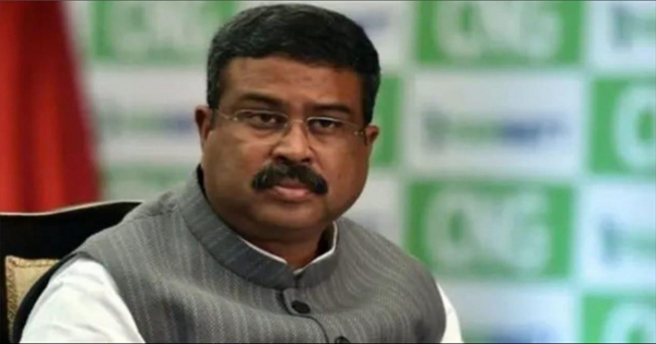 धर्मेंद्र प्रधान इस्तीफा: धर्मेंद्र प्रधान के इस्तीफे से सियासी हलचल तेज, आंदोलनकारियों ने बताया जनदबाव की जीत