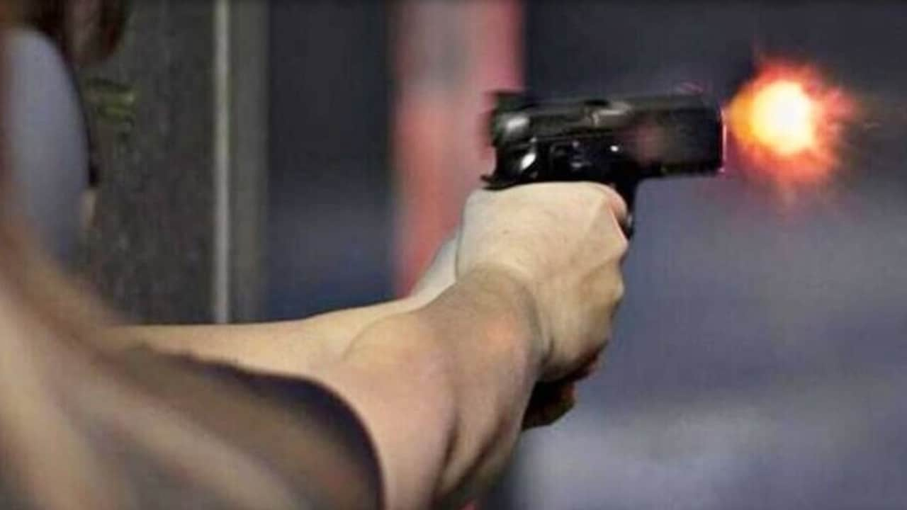 पूर्णिया जमीन विवाद: जमीन विवाद ने लिया हिंसक रूप, फायरिंग के बाद ग्रामीणों ने हमलावरों को पकड़ा; पुलिस जांच में जुटी