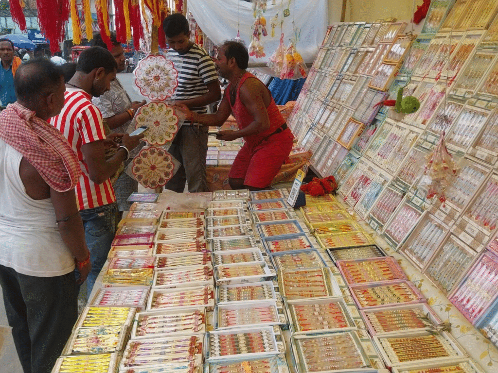 अररिया में रक्षाबंधन की खरीदारी