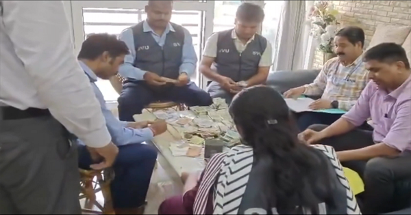 इंजीनियर पर SVU रेड