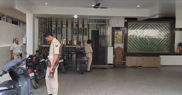 EOU छापेमारी