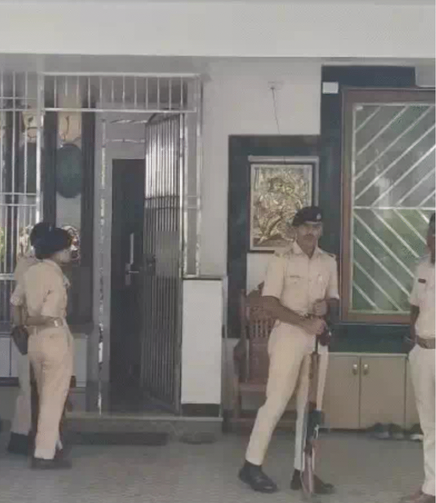 EOU छापेमारी