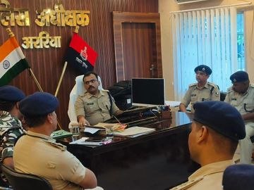मासिक अपराध गोष्ठी