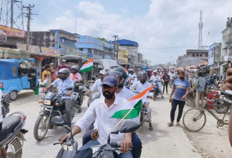 तिरंगा बाइक रैली