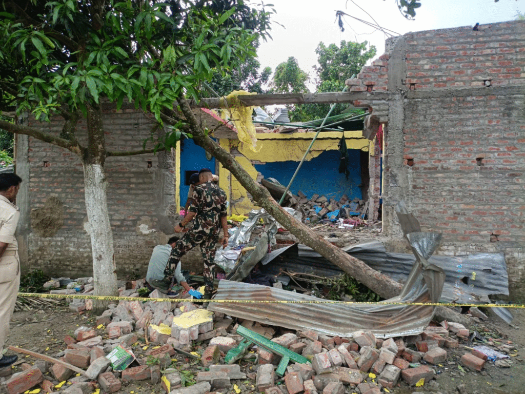 अररिया पटाखा धमाका