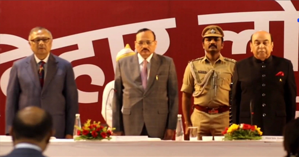 CJI सूर्यकांत छात्र संवाद: CJI सूर्यकांत ने छात्रों से किया संवाद, शांतिपूर्ण प्रदर्शन के अधिकार और कॉलेजियम पर रखी बात