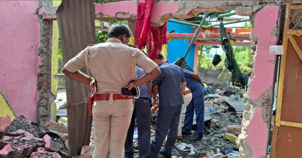 अररिया पटाखा धमाका: अररिया में अवैध पटाखा निर्माण के दौरान जोरदार धमाका, जांच के लिए 3 SIT गठित
