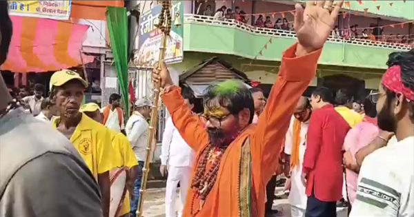 महावीरी झंडा यात्रा
