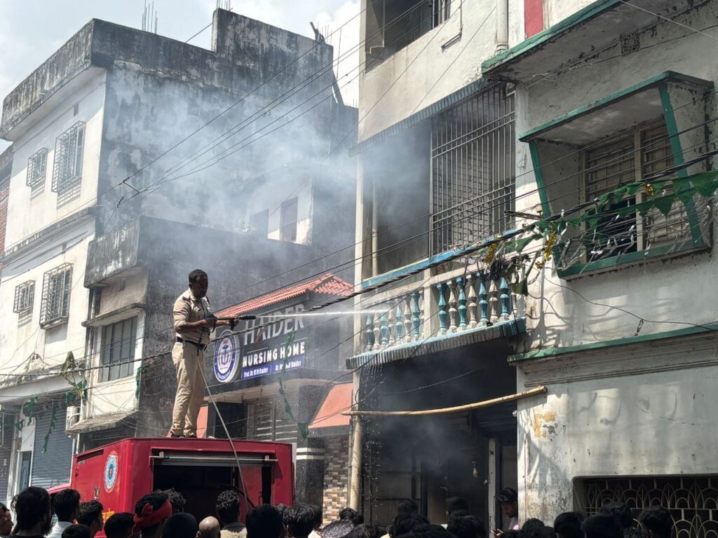 किशनगंज बाजार आग