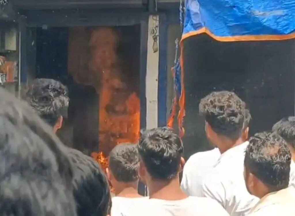 किशनगंज बाजार आग